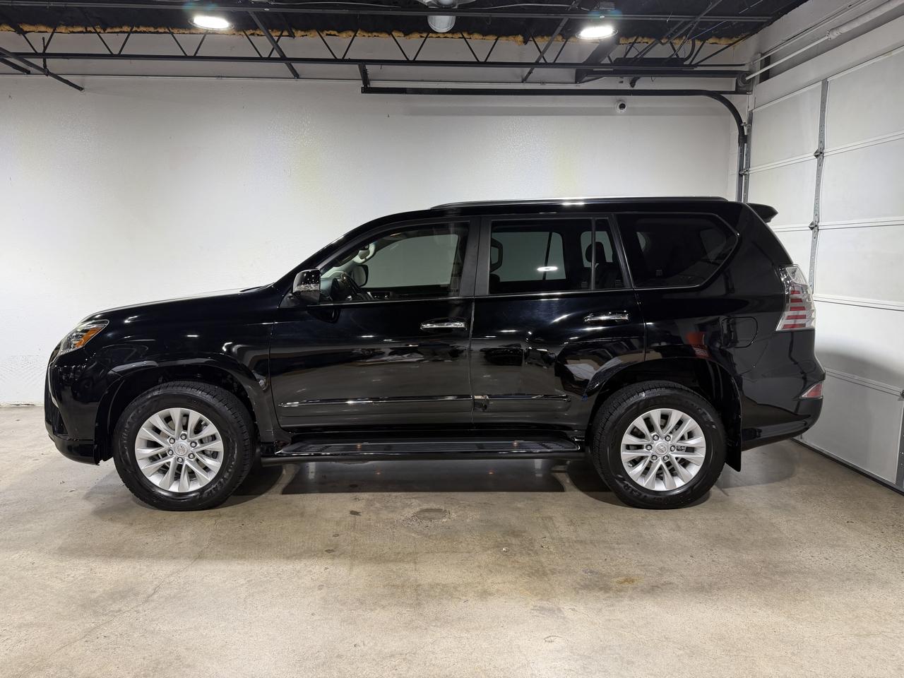 Lexus GX 460 Sport Utility 2014