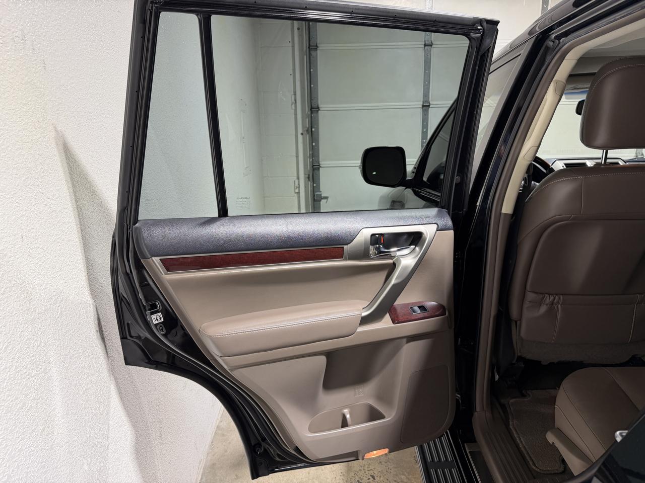 Lexus GX 460 Sport Utility 2014