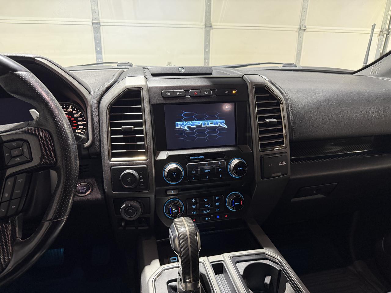 Ford F-150 Raptor SuperCrew 4WD 2018