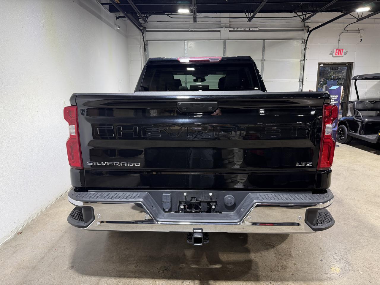 Chevrolet Silverado 1500 LTZ Crew Cab 4WD 2022