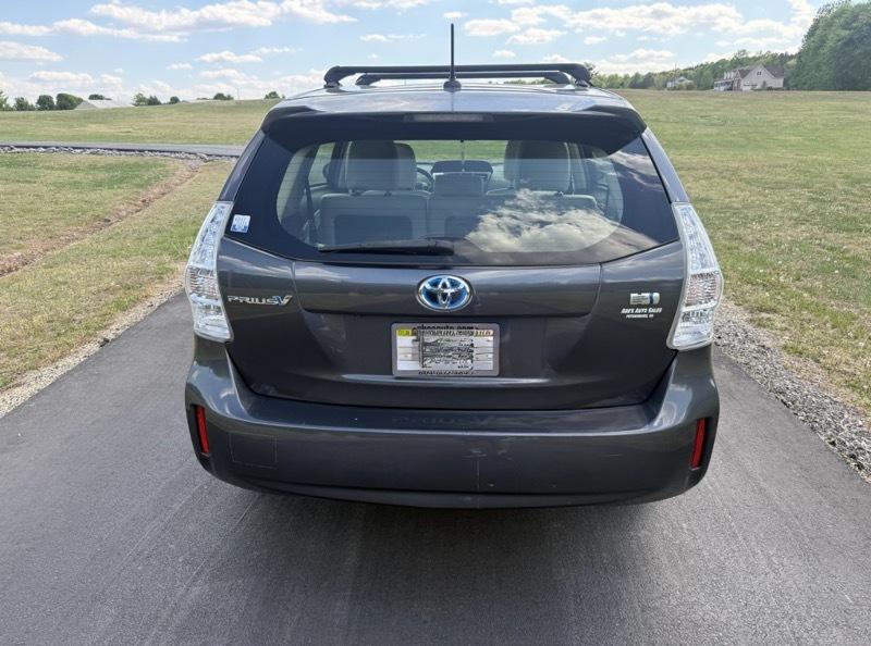 Toyota Prius V Three 2014