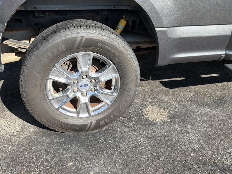 Ford F-150 XL SuperCab 8-ft. Bed 4WD 2015