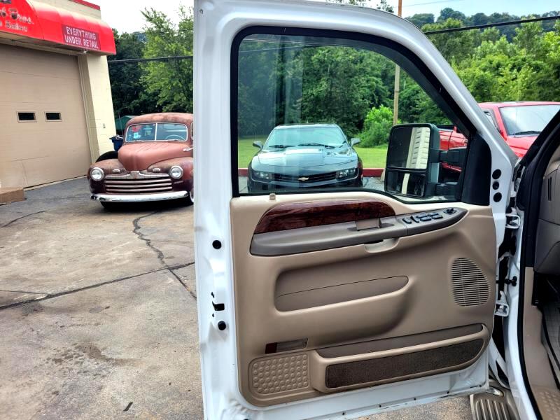 Ford Excursion Limited 6.8L 4WD 2002 Ford Excursion Limited 6.8L 4WD 2002