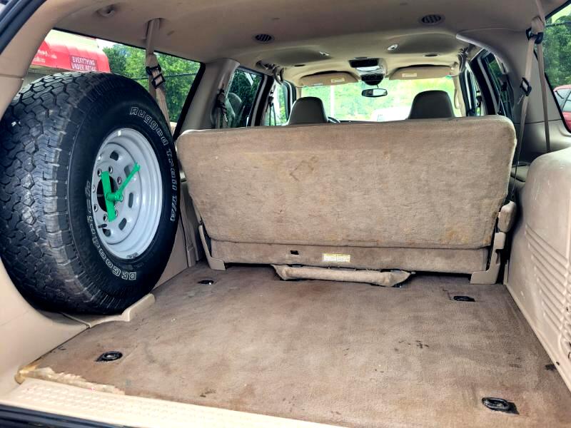 Ford Excursion Limited 6.8L 4WD 2002 Ford Excursion Limited 6.8L 4WD 2002