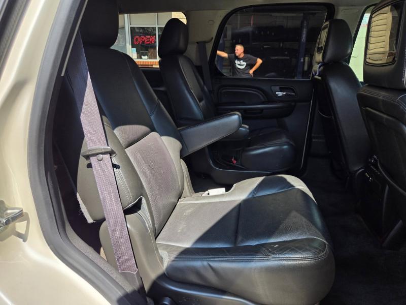 Cadillac Escalade AWD Premium 2013