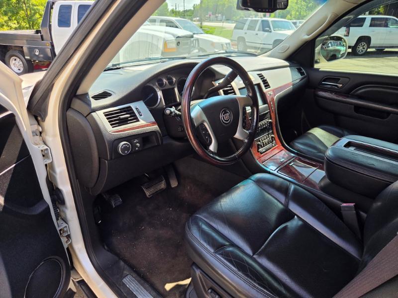 Cadillac Escalade AWD Premium 2013