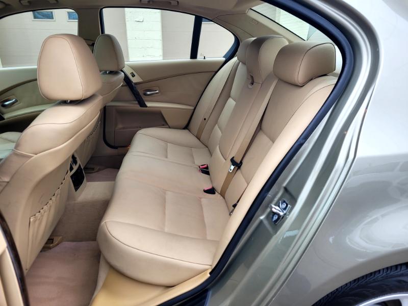 BMW 5-Series 525i 2006