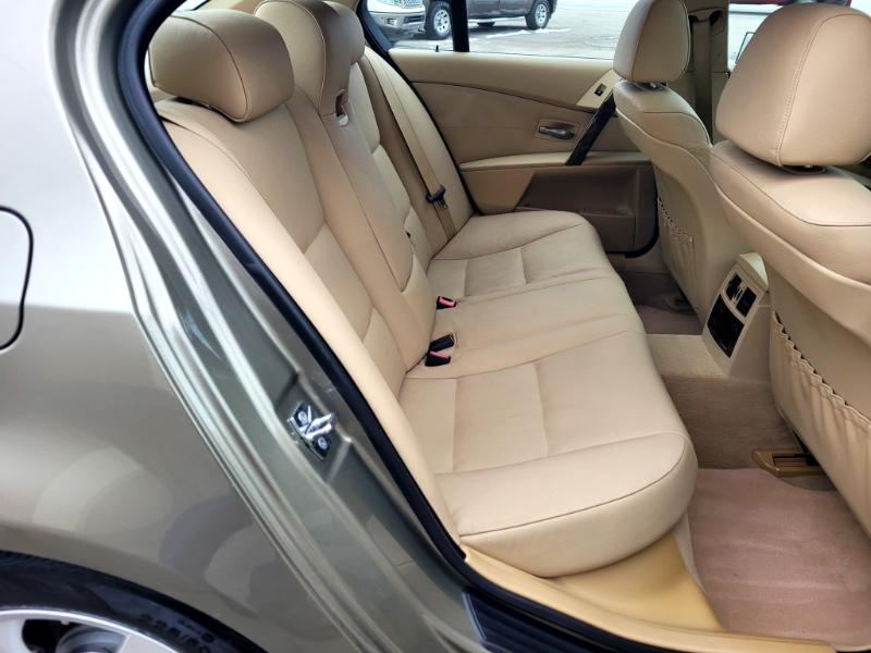 BMW 5-Series 525i 2006