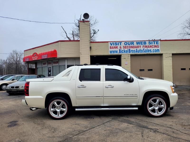 2011 Chevrolet Avalanche LTZ 4WD