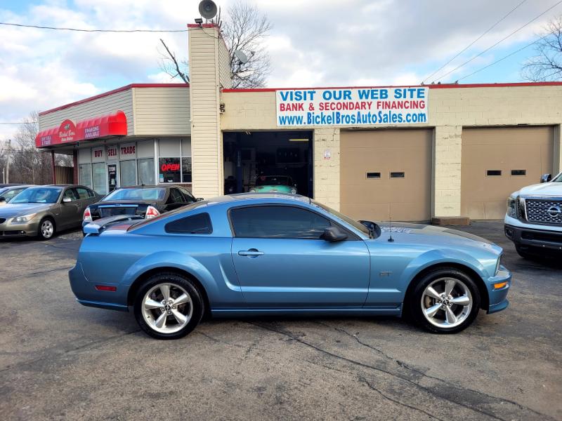 2006 Ford Mustang GT Deluxe Coupe