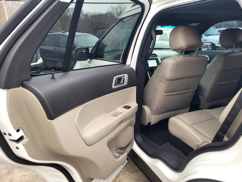 Ford Explorer Limited 4WD 2012