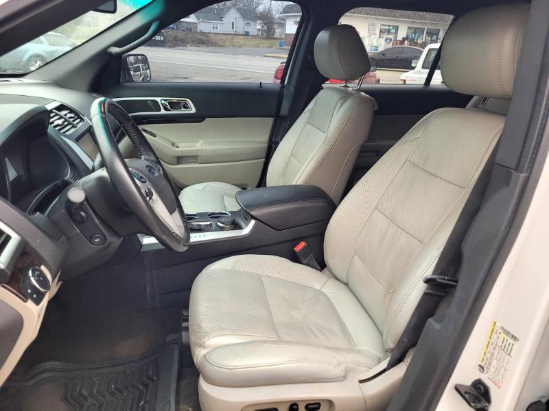 Ford Explorer Limited 4WD 2012