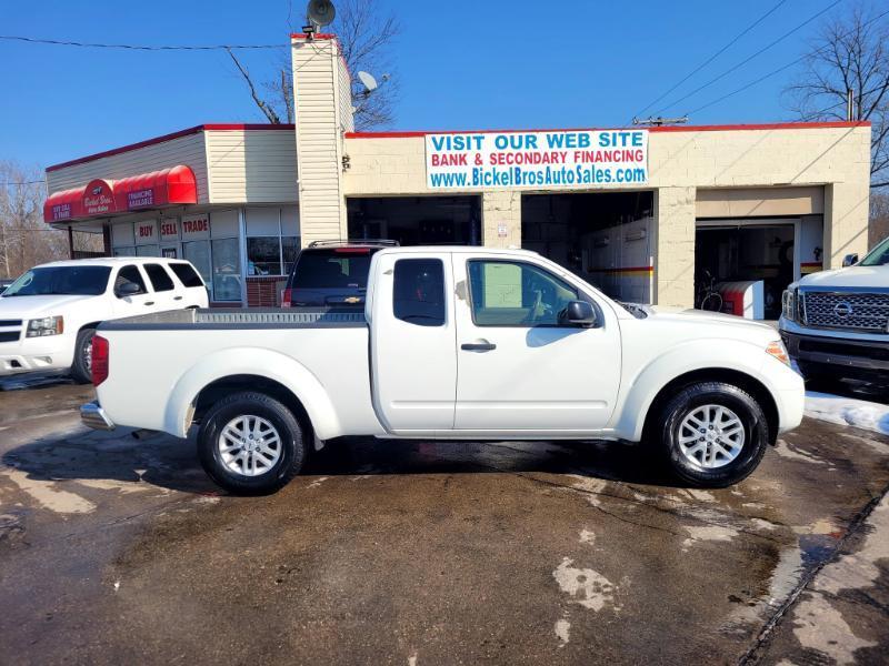 Nissan Frontier SV King Cab I4 5MT 2WD 2017