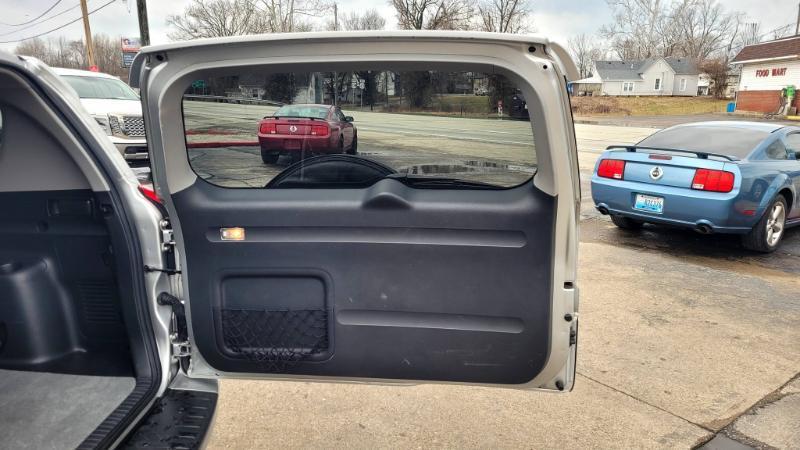 Toyota RAV4 Base I4 4WD 2011