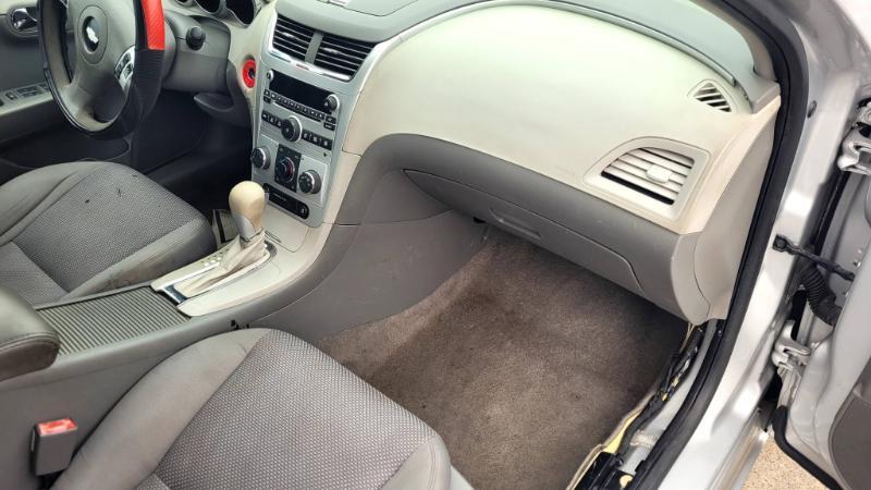 Chevrolet Malibu LS 2012