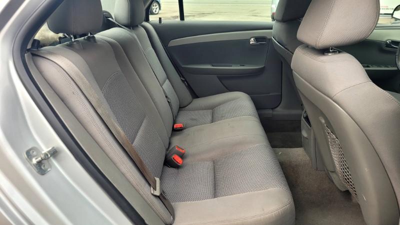 Chevrolet Malibu LS 2012