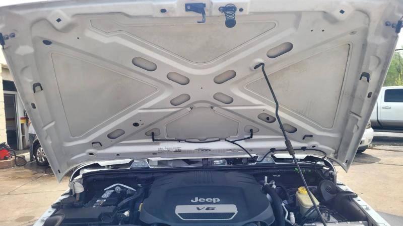 Jeep Wrangler Sport 4WD 2016