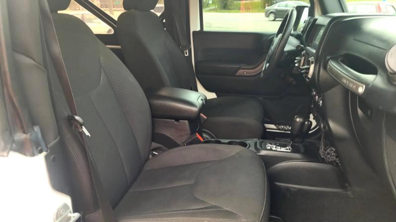 Jeep Wrangler Sport 4WD 2016