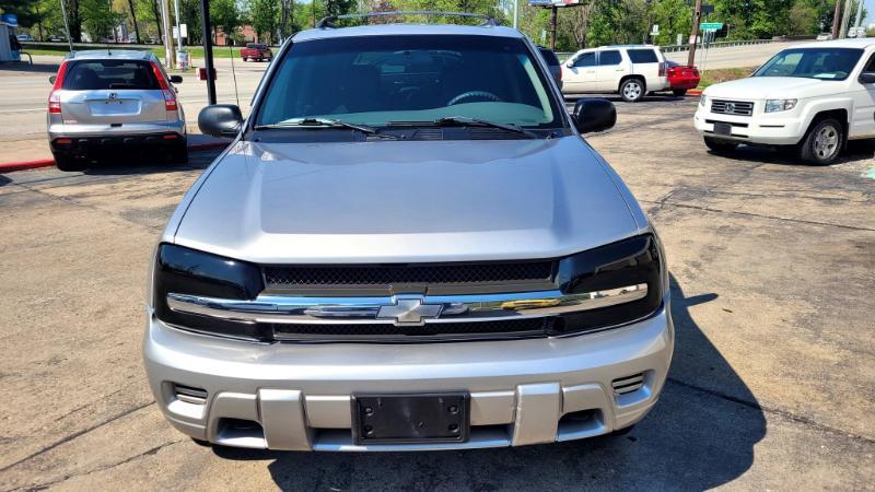 Chevrolet TrailBlazer LS 4WD 2004