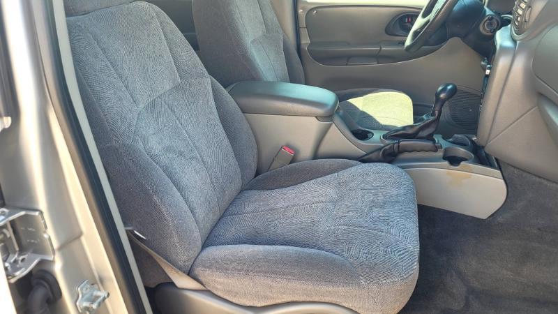 Chevrolet TrailBlazer LS 4WD 2004