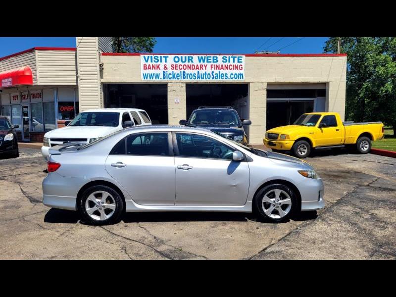 Toyota Corolla LE 4-Speed AT 2012
