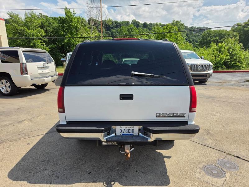 Chevrolet Tahoe 4-Door 4WD 1997