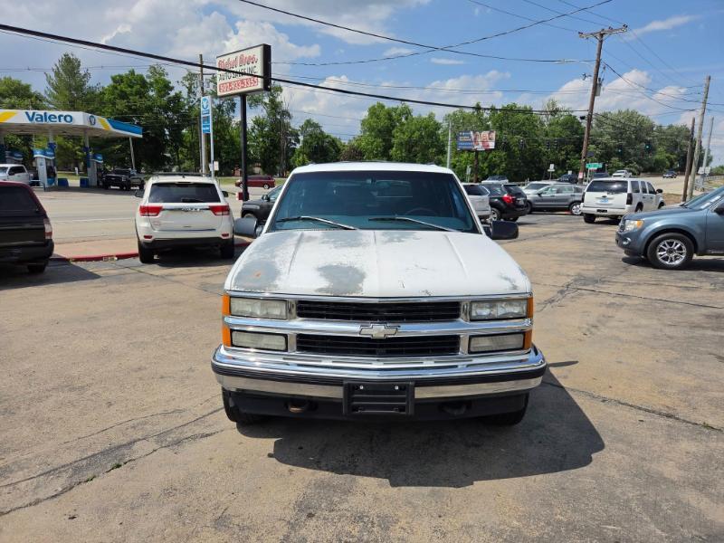 Chevrolet Tahoe 4-Door 4WD 1997