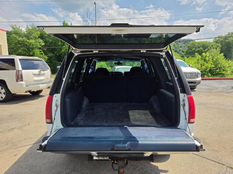 Chevrolet Tahoe 4-Door 4WD 1997