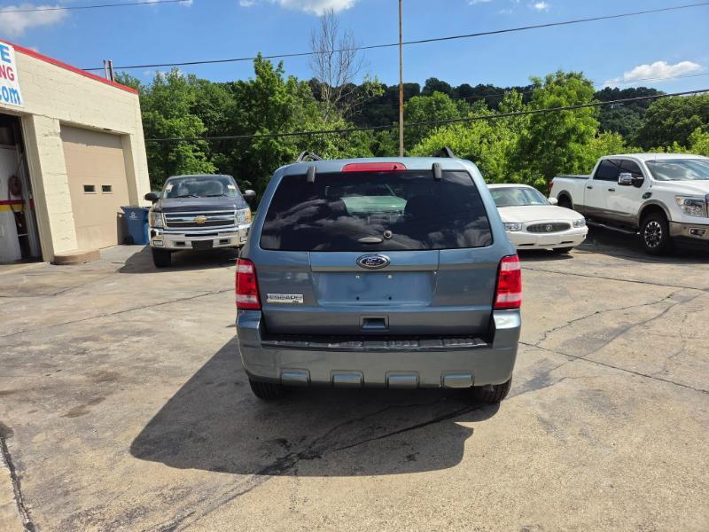 Ford Escape XLT FWD 2012