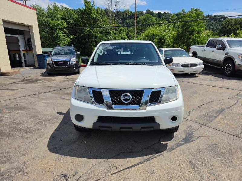 Nissan Frontier SV King Cab I4 5MT 2WD 2018