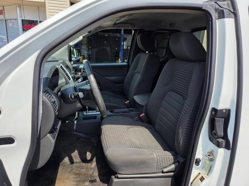 Nissan Frontier SV King Cab I4 5MT 2WD 2018
