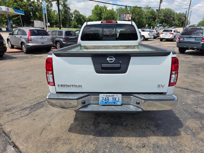 Nissan Frontier SV King Cab I4 5MT 2WD 2018