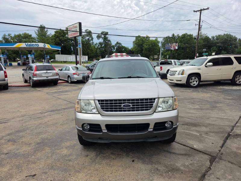 Ford Explorer XLT 4.0L 2WD 2005