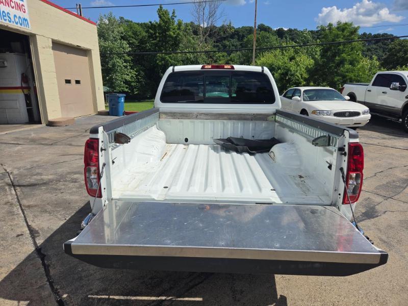 Nissan Frontier SV King Cab I4 5AT 2WD 2019