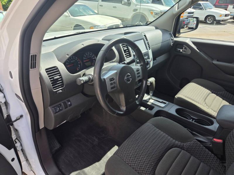 Nissan Frontier SV King Cab I4 5AT 2WD 2019