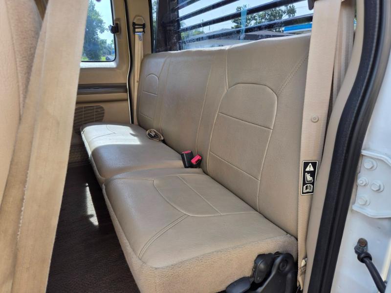 Ford F-350 SD Lariat SuperCab Short Bed 4WD 2000