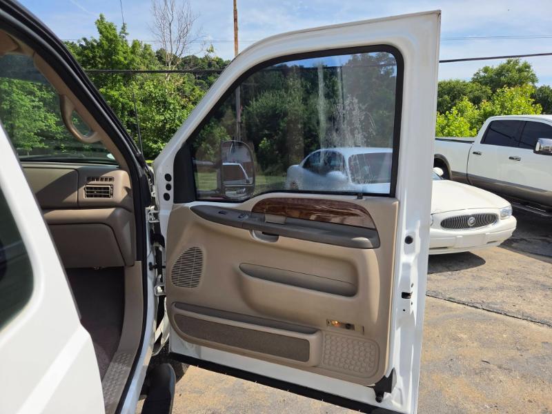 Ford F-350 SD Lariat SuperCab Short Bed 4WD 2000