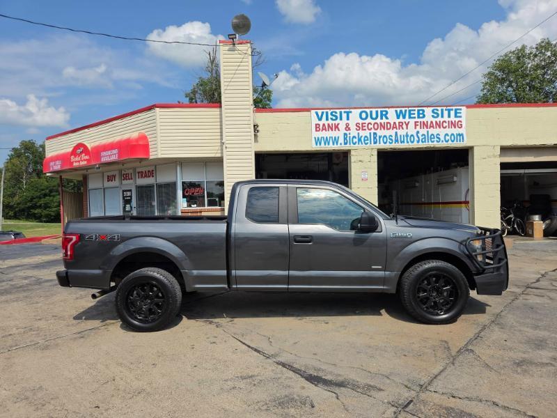Ford F-150 XL SuperCab 6.5-ft. Bed 4WD 2016