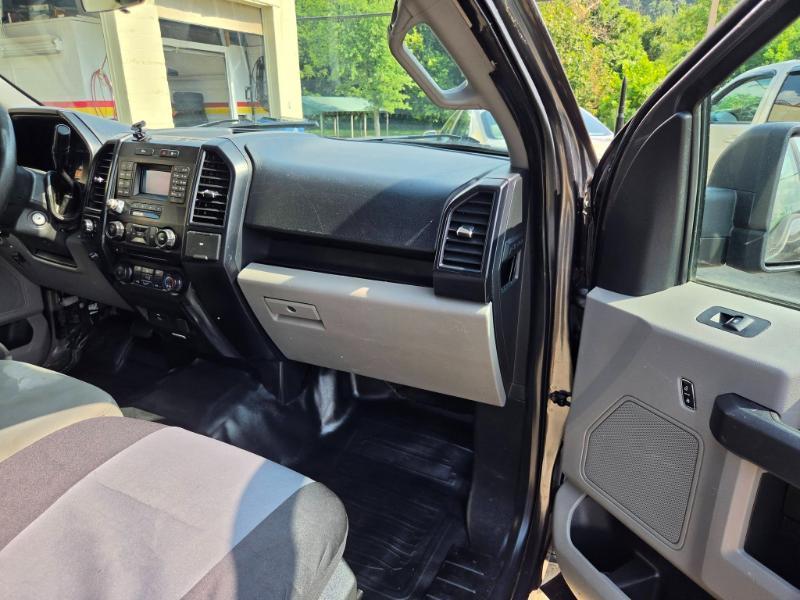 Ford F-150 XL SuperCab 6.5-ft. Bed 4WD 2016