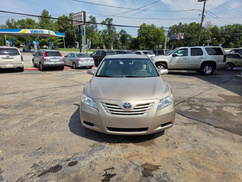 Toyota Camry LE 5-Spd AT 2009