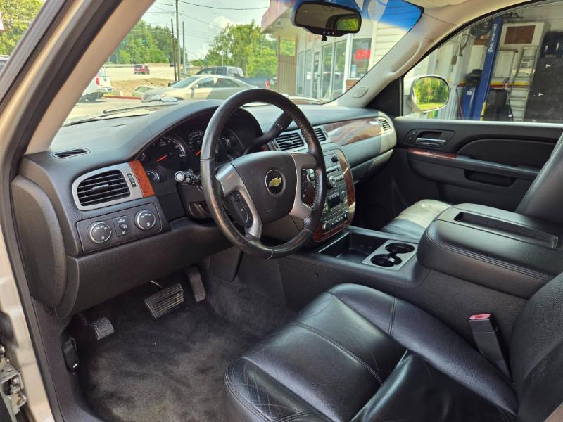 Chevrolet Tahoe LTZ 4WD 2013