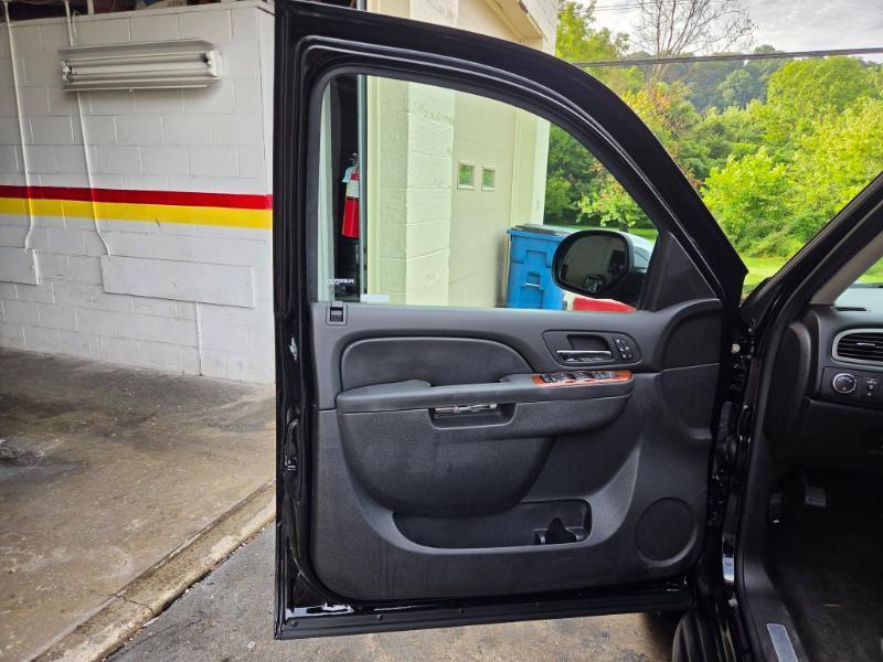 Chevrolet Tahoe LTZ 4WD 2014