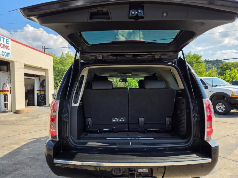 GMC Yukon Denali 4WD 2012