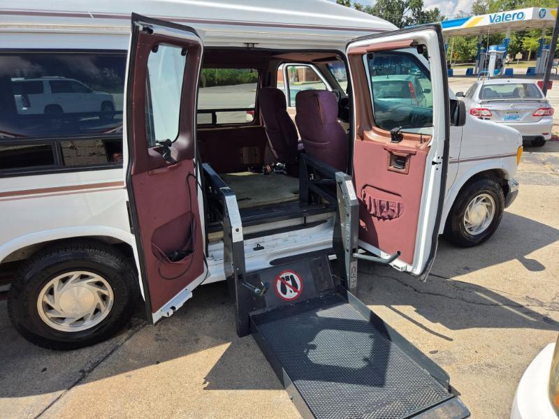 Ford Econoline E150 1997