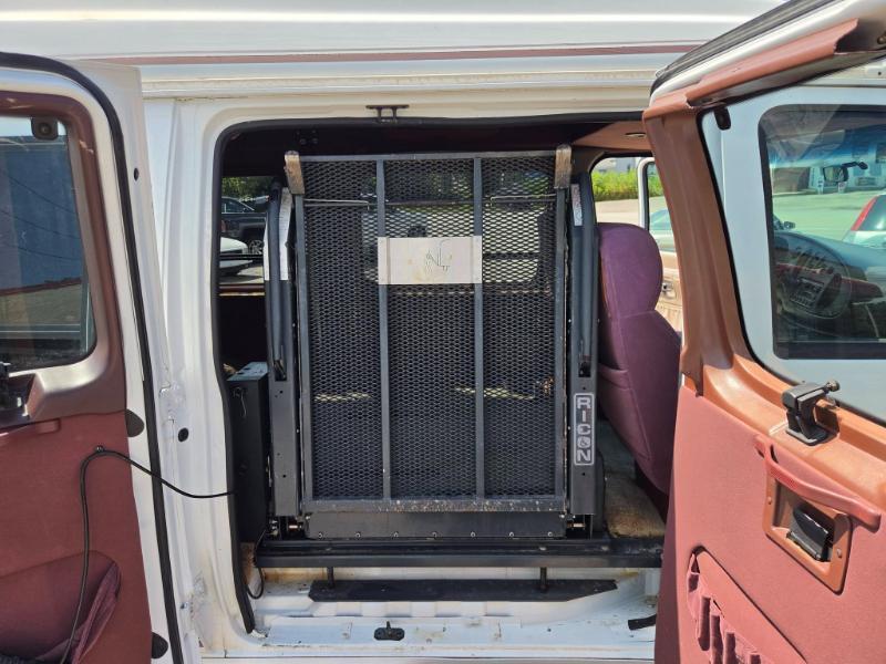 Ford Econoline E150 1997