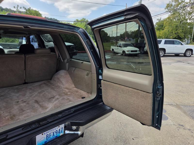 Chevrolet Tahoe 4-Door 4WD 1996