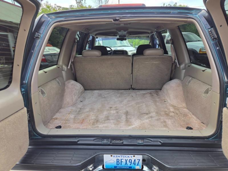Chevrolet Tahoe 4-Door 4WD 1996