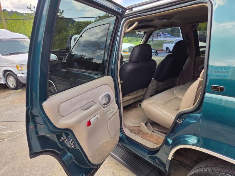 Chevrolet Tahoe 4-Door 4WD 1996