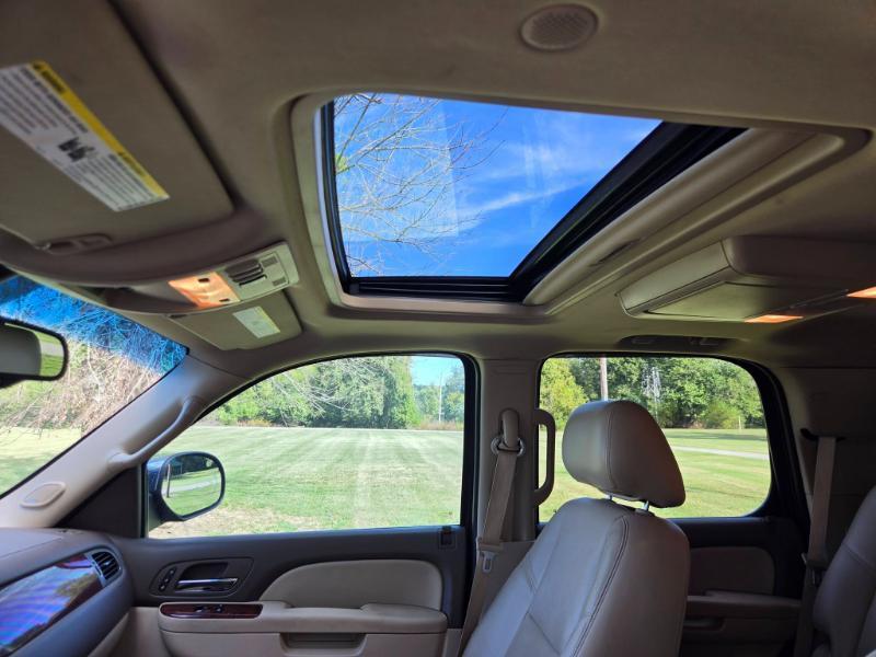 Chevrolet Tahoe LTZ 2WD 2013