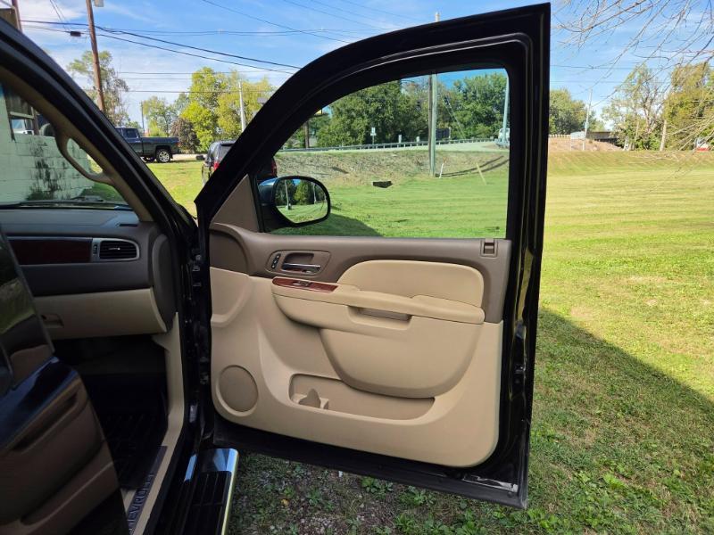 Chevrolet Tahoe LTZ 2WD 2013